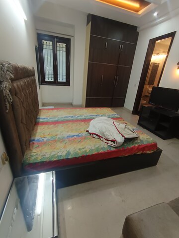 Bedroom in 3 BHK Builder Floor at Shivalik Colony – for Rent