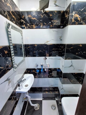 Team Area in 2.5 BHK Builder Floor at SA HOMES I, Uttam Nagar – for Sale
