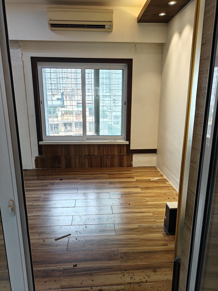 Room, patliputra-building 3 Bedroom 1076 Sq.Ft. Apartment In Andheri West Mumbai 8966460