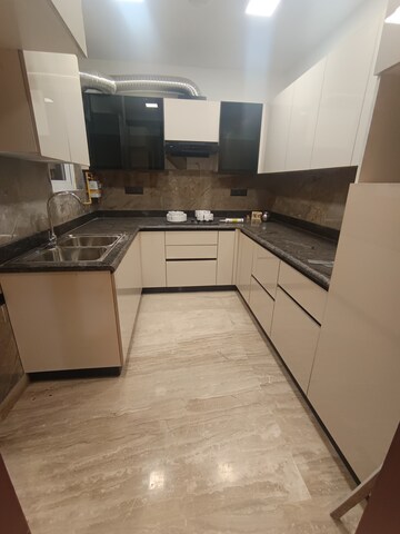 Kitchen in 3 BHK Builder Floor at Shivalik Colony – for Rent