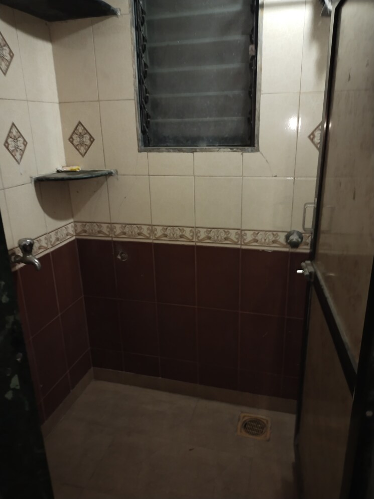 Bathroom, amar-chs 1 Bedroom 460 Sq.Ft. Apartment In Kurla Mumbai 8966467