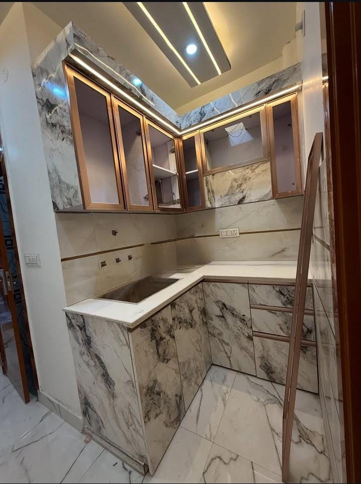 3 BHK + Pooja Room,Study Room Builder Floor For Sale in Building Floor 