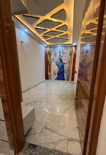 Bathroom in 3 BHK Builder Floor at Sector 29 – for Sale