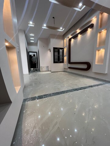Room in 3 BHK Villa at Chinhat – for Sale