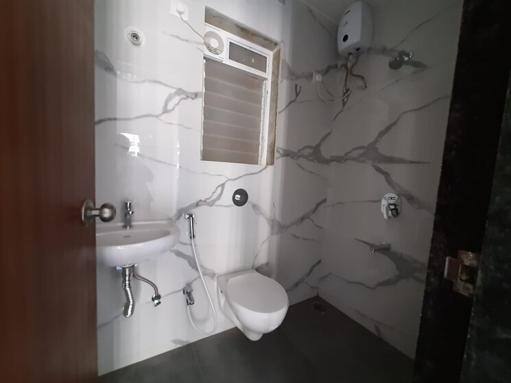 Attached Bathroom, raunak-bliss 1 Bedroom 425 Sq.Ft. Apartment In Ghodbunder Road Thane 8966504