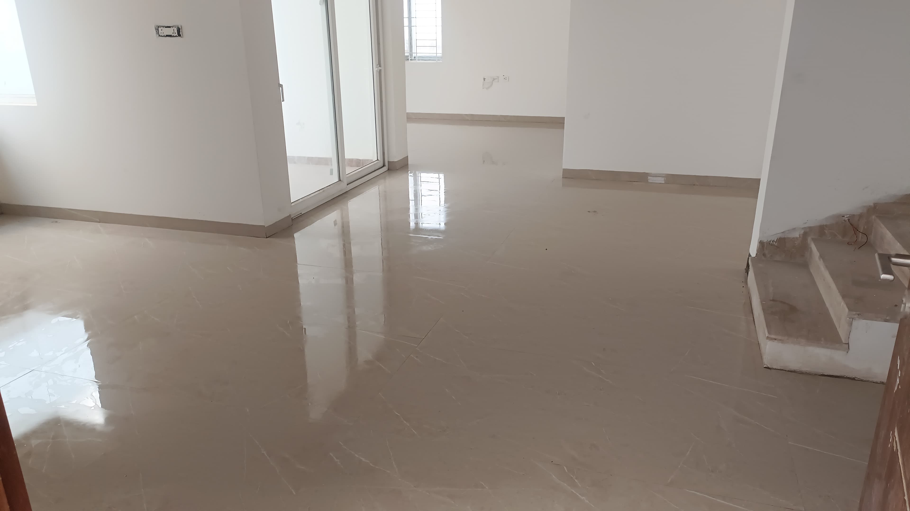 2 BHK Apartment For Sale in Frontline Seven