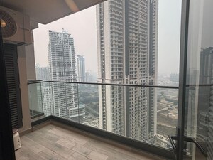 Room in 3.5 BHK Apartment at M3M Heights, Sector 65 – for Sale