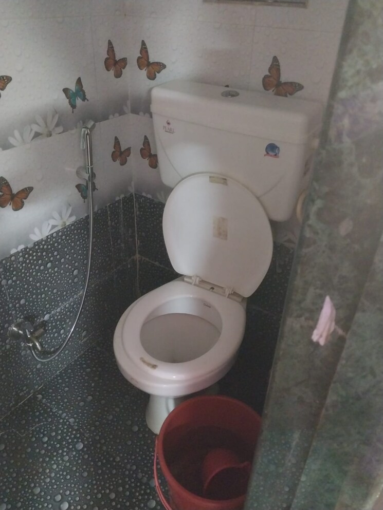 Bathroom, haware-fantasia Commercial Office Space 520 Sq.Ft. In Vashi Sector 28 Navi Mumbai 8966542