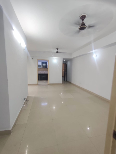 3.5 BHK + Extra Room 1625 Sq.Ft. Apartment in Paras Seasons