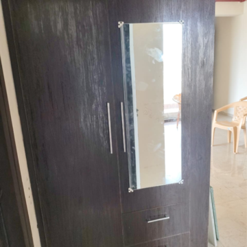 Furnished Amenities in 2 BHK Apartment at BPTP Discovery Park, Badauli Village – for Rent