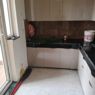 Kitchen in 2 BHK Apartment at BPTP Discovery Park, Badauli Village – for Rent