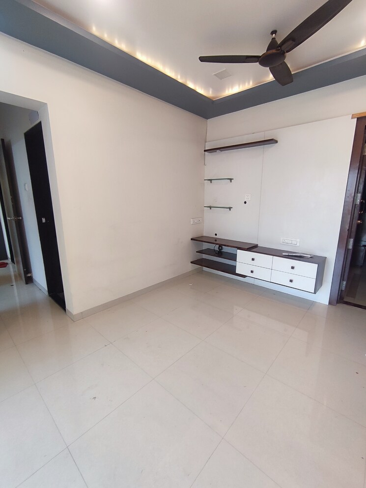 Living Room, vihang-valley-phase-3 1 Bedroom 452 Sq.Ft. Apartment In Kasarvadavali Thane 8966654