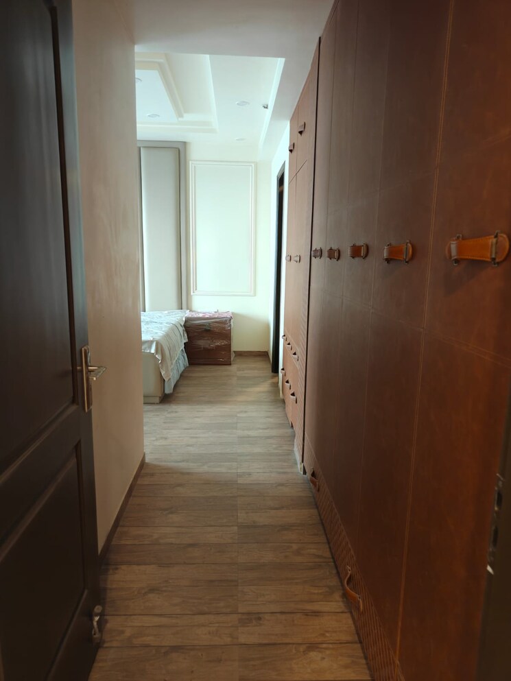 undefined, omaxe-royal-residency-faridabad 3 Bedroom 1685 Sq.Ft. Apartment In Sector 79 Faridabad 8966638