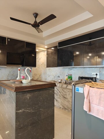 Kitchen in 3 BHK Apartment at Omaxe Royal Residency Faridabad, Sector 79 – for Rent