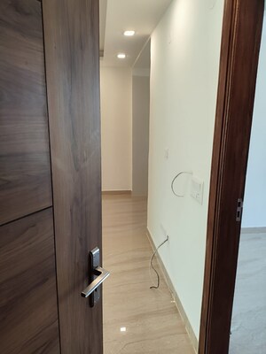 Bathroom in 3 BHK Builder Floor at BPTP District Phase 2, Sector 84 – for Sale