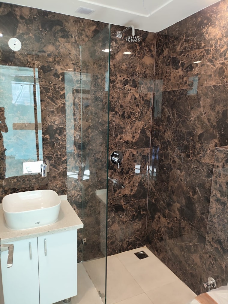 Bathroom, bptp-district-phase-2 3 Bedroom 155 Sq.Ft. Builder Floor In Sector 84 Faridabad 8966703