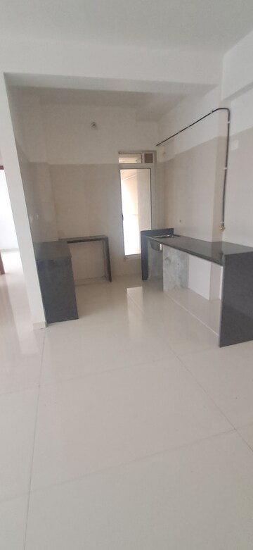 Furnished Amenities in 2 BHK Apartment at Goregaon Vivan, Goregaon West – for Rent