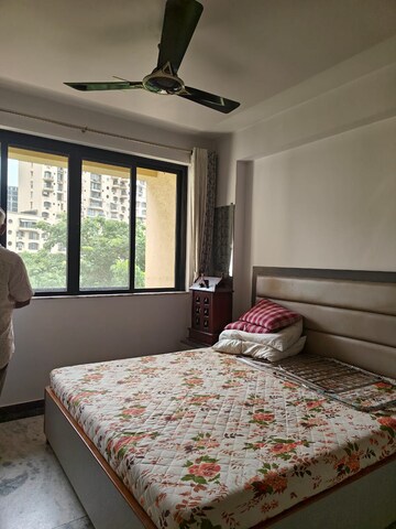 Bedroom in 2 BHK Apartment at Hiranandani Gardens Glen Gate, Powai – for Rent