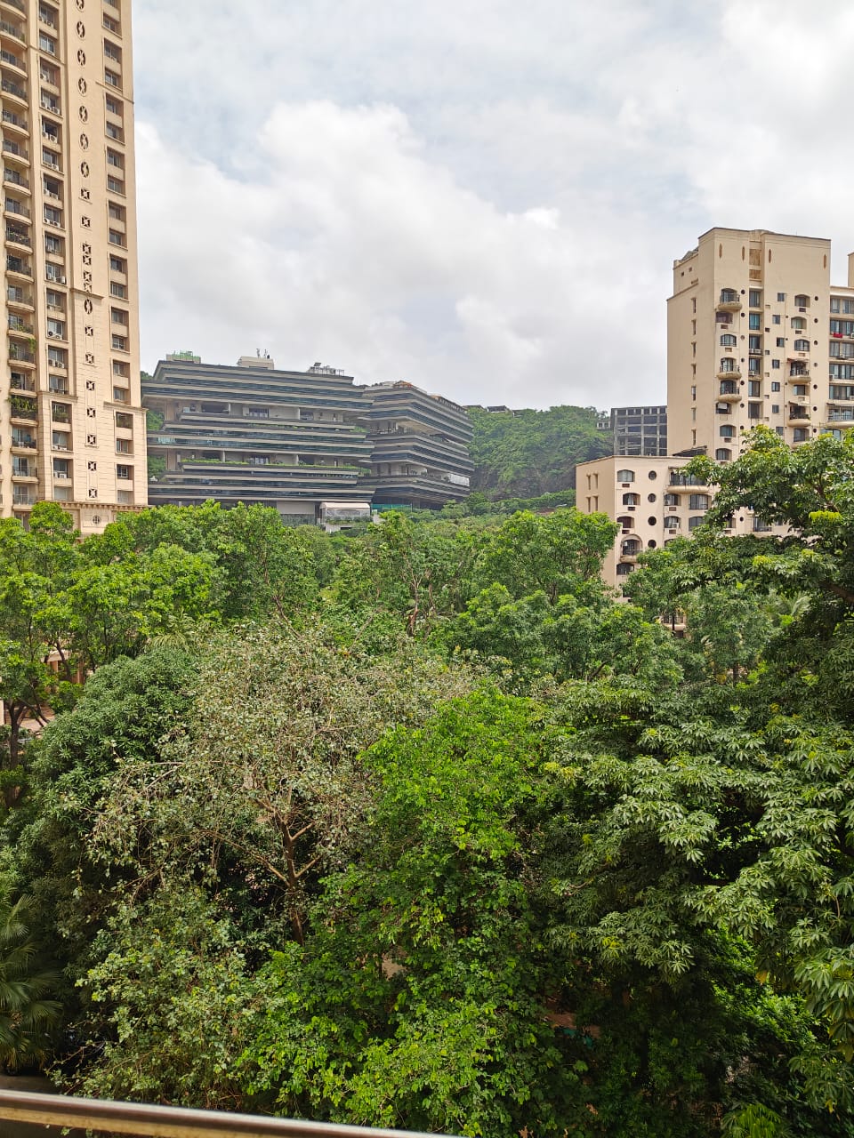 2 BHK Apartment For Rent in Hiranandani Gardens Glen Gate