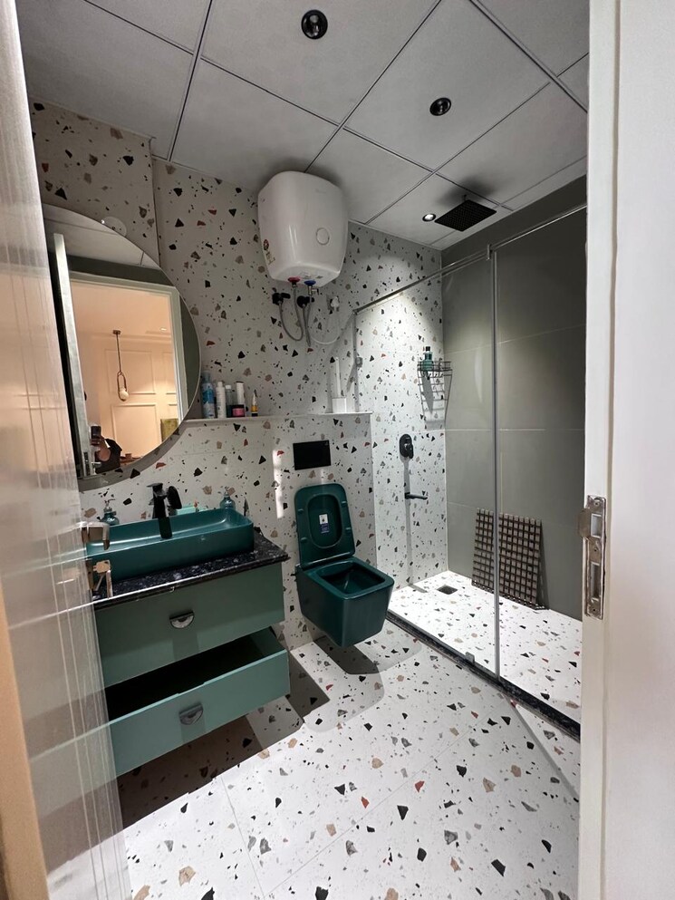 Team Area, dlf-building-10 3.5 Bedroom 2230 Sq.Ft. Builder Floor In Dlf Phase ii Gurgaon 8966694