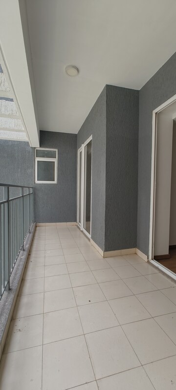 Balcony in 4 BHK Apartment at Godrej Woods, Sector 43 – for Sale