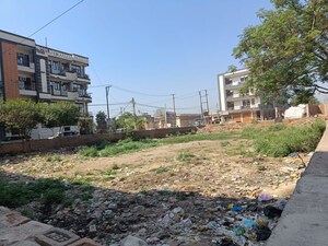 Plot For Sale in Dlf Ankur Vihar