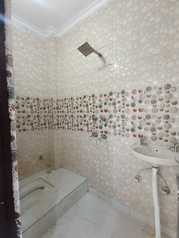 Bathroom in 2 BHK Builder Floor at Govindpuri – for Rent