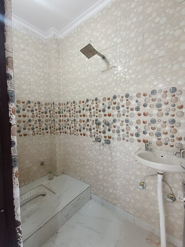Bathroom, govindpuri 2 Bedroom 540 Sq.Ft. Builder Floor In Govindpuri Delhi 8966823