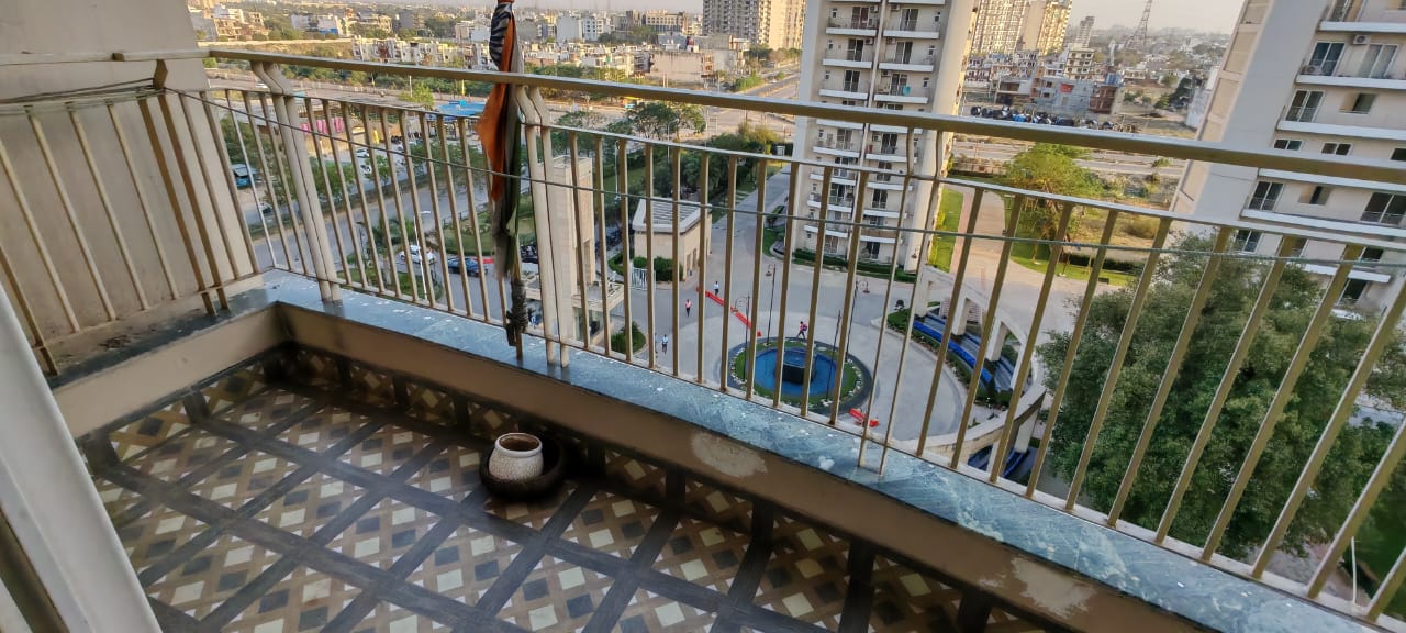 3 BHK Apartment For Rent in BPTP Discovery Park