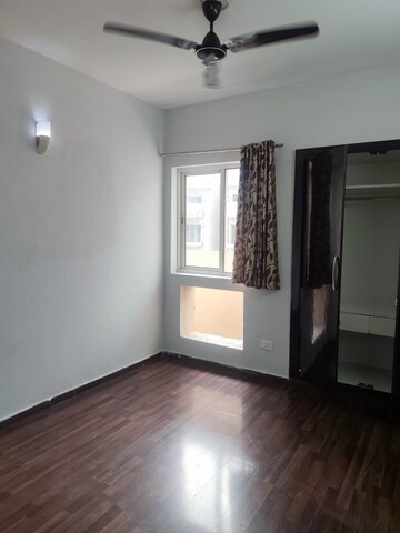 3 BHK Apartment For Rent in Paras Seasons, Sector 168