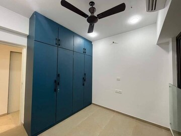 Room in 1 BHK Apartment at Mahavir Kanti Avenue, Nalasopara East – for Rent