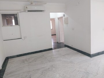 Room in 2 BHK Apartment at Hiranandani Gardens Glen Height, Powai – for Rent