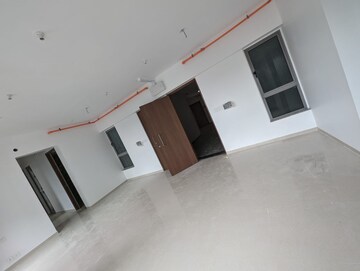 Team Area in 3.5 BHK Apartment at Kalpataru Immensa, Kolshet Road – for Rent