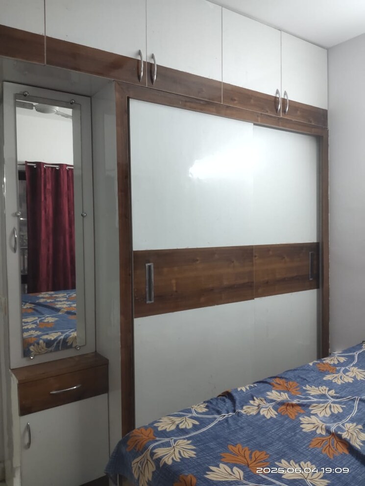 Room, op-floridaa 2 Bedroom 473 Sq.Ft. Apartment In Sector 82 Faridabad 8966854