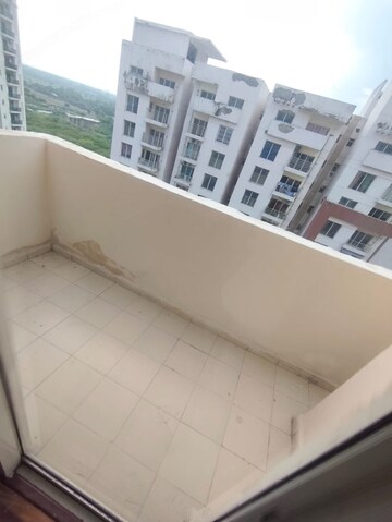 Furnished Amenities in 3 BHK Apartment at Paras Seasons, Sector 168 – for Rent