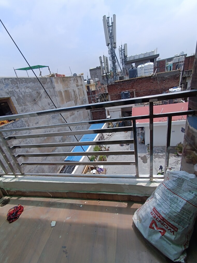 Balcony, govindpuri 1 Bedroom 410 Sq.Ft. Builder Floor In Govindpuri Delhi 8966872