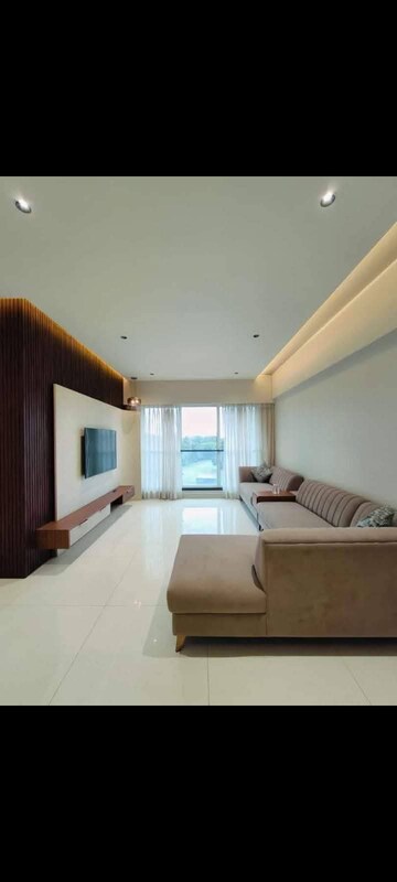Living Room in 4 BHK Apartment at Vashi – for Sale