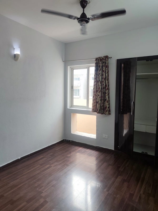 3 BHK Apartment For Rent in Paras Seasons