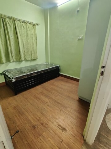 Bedroom in 3 BHK Apartment at Uttam Tower, Yerawada – for Rent