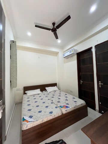 Bedroom in 1 BHK Builder Floor at Huda CGHS, Sector 56 – for Rent