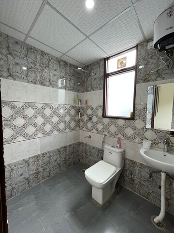 Bathroom in 1 BHK Builder Floor at Huda CGHS, Sector 56 – for Rent