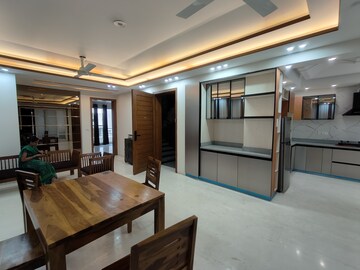 Living Room in 4 BHK Builder Floor at RWA Residential Society Sector 46, Sector 46 – for Rent