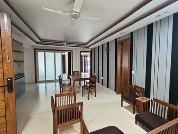Living Room in 4 BHK Builder Floor at RWA Residential Society Sector 46, Sector 46 – for Rent