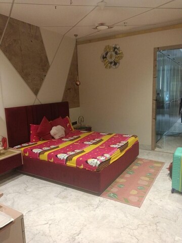 Bedroom in 4 BHK Apartment at Ahuja Towers, Prabhadevi – for Rent
