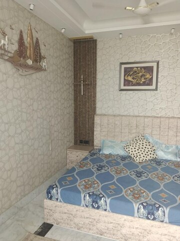 Bedroom in 4 BHK Apartment at Ahuja Towers, Prabhadevi – for Rent