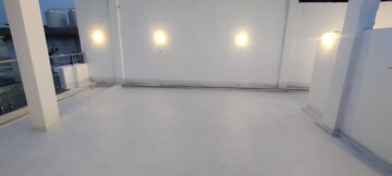 Room in 4 BHK Independent House at Karkhana – for Sale
