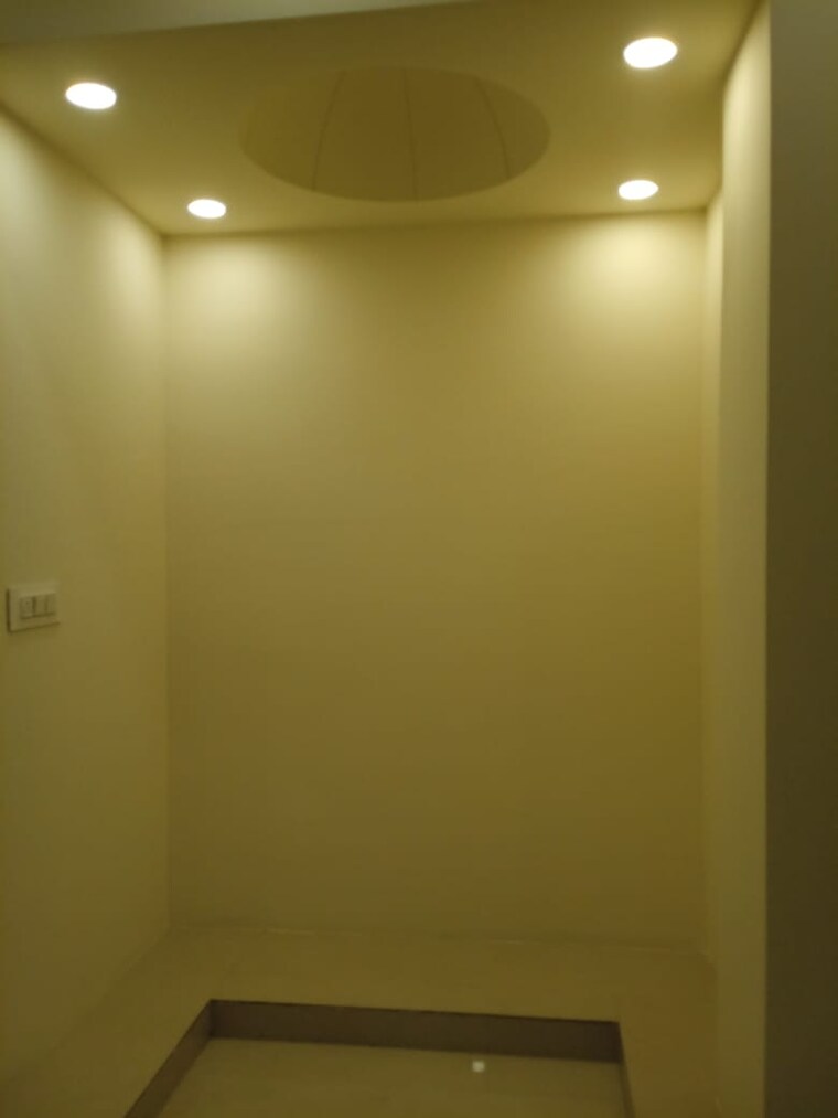 Other, dwarka 4 Bedroom 1700 Sq.Ft. Apartment In Dwarka Delhi 8967005