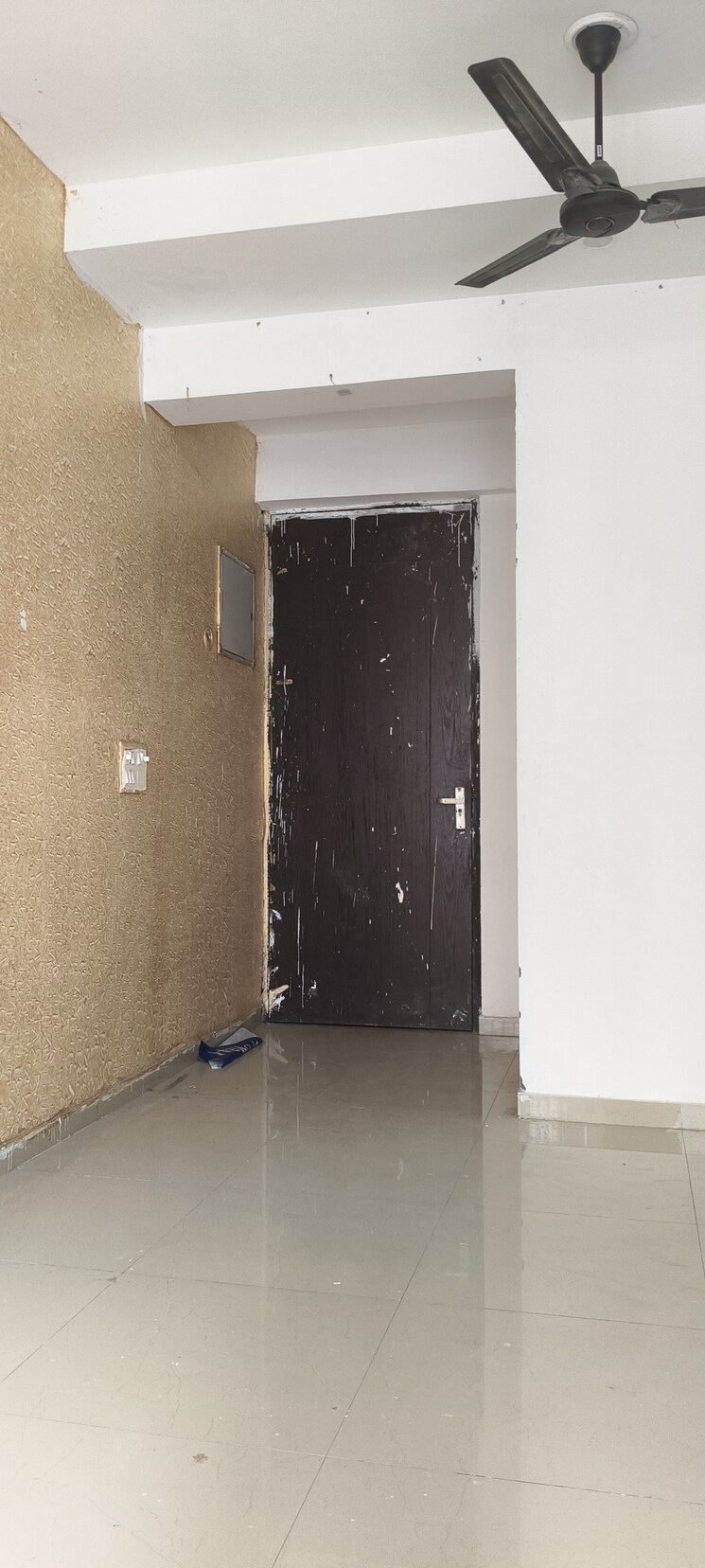 undefined, prateek-grand-carnesia 3.5 Bedroom 1272 Sq.Ft. Apartment In Siddharth Vihar Ghaziabad 8966999