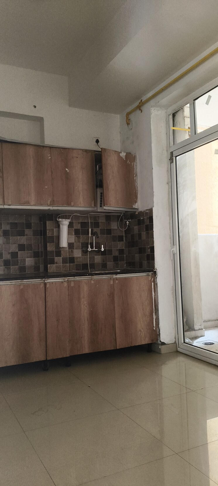 Kitchen, prateek-grand-carnesia 3.5 Bedroom 1272 Sq.Ft. Apartment In Siddharth Vihar Ghaziabad 8966999