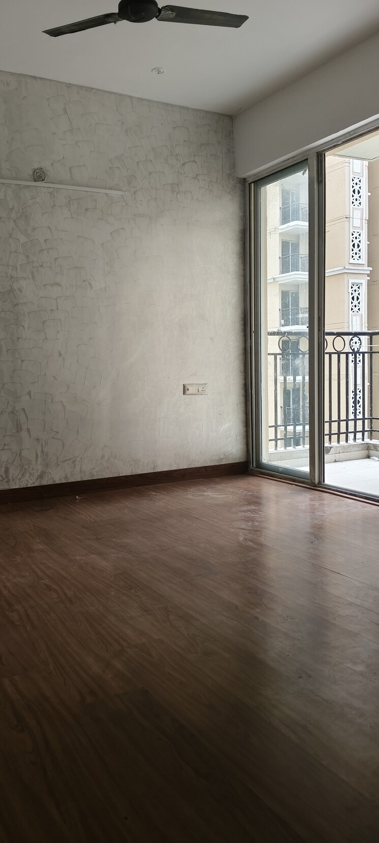 Room, prateek-grand-carnesia 3.5 Bedroom 1272 Sq.Ft. Apartment In Siddharth Vihar Ghaziabad 8966999